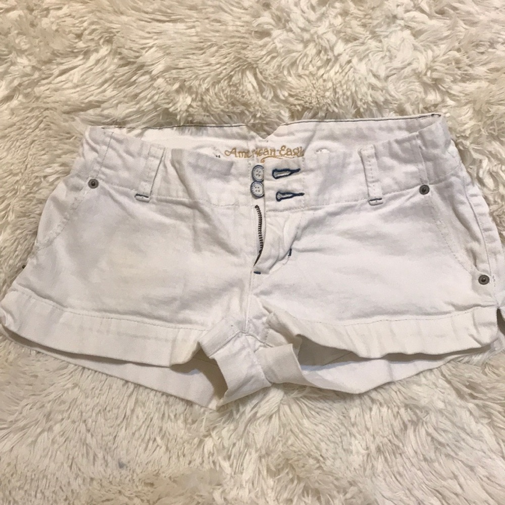 American Eagle white shorts